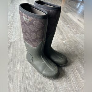 BOGS ladies boots size 7